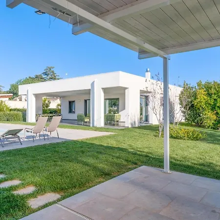 Villa Malolu Luxury